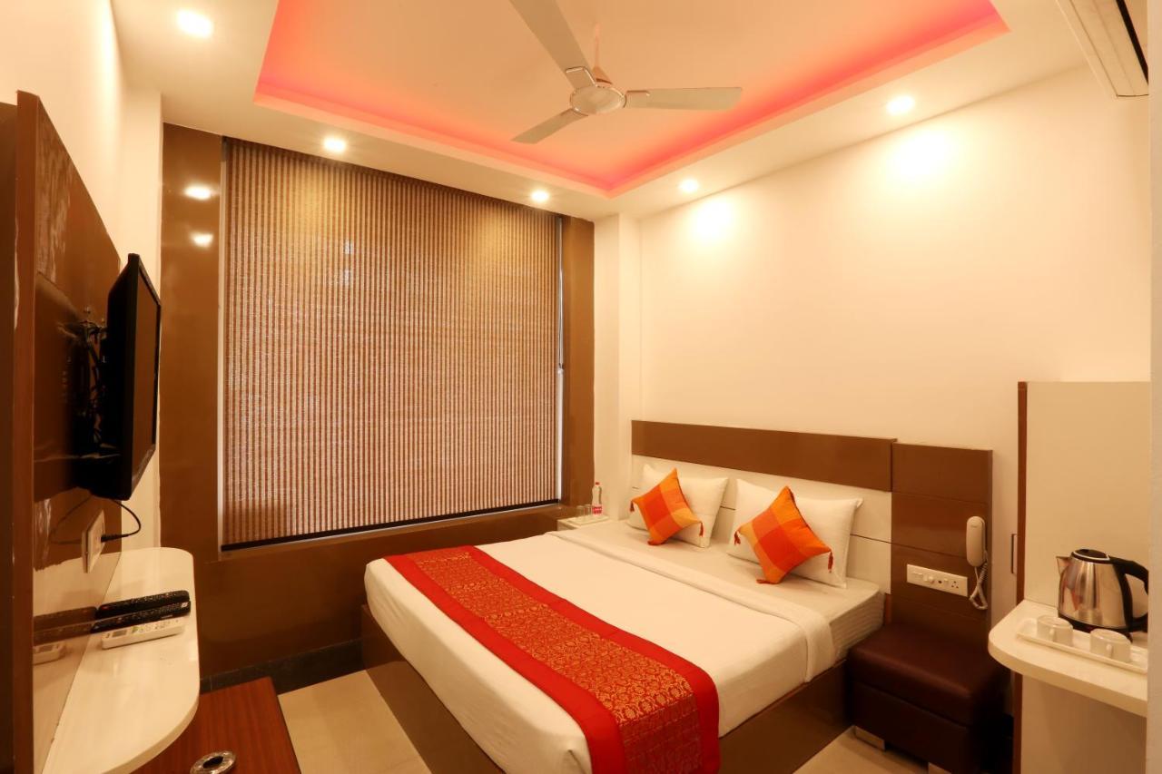 Hotel Westend Grand Neu-Delhi Exterior foto