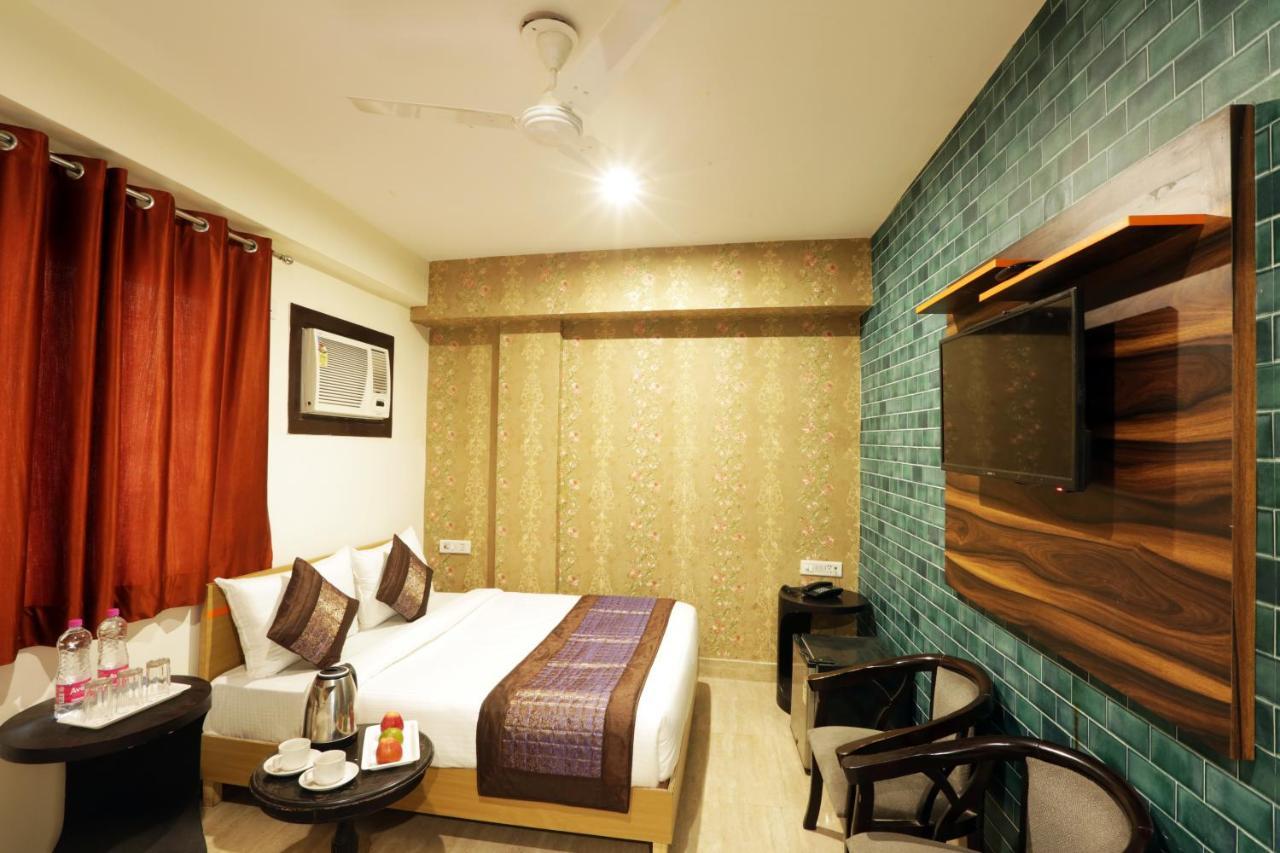 Hotel Westend Grand Neu-Delhi Exterior foto