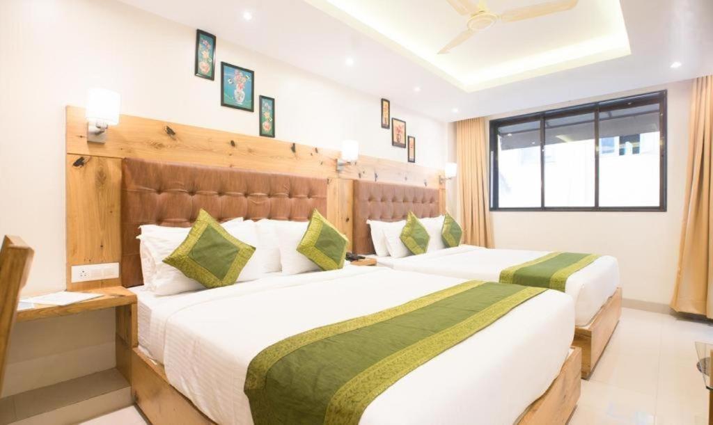 Hotel Westend Grand Neu-Delhi Exterior foto